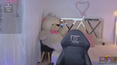 Snapshot of saaya_tay chatting on March 15, 2026, 3:34 am saaya_tay online show from March 15, 2026, 3:34 am