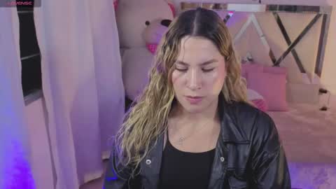 Snapshot of saaya_tay chatting on March 22, 2026, 3:43 am saaya_tay online show from March 22, 2026, 3:43 am