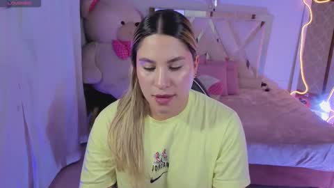 Snapshot of saaya_tay chatting on March 27, 2026, 3:56 am saaya_tay online show from March 27, 2026, 3:56 am