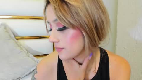 Snapshot of sabrina_cole chatting on December 21, 2024, 6:52 am . Sabrina Cole . online show from December 21, 2024, 6:52 am