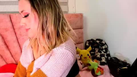 Snapshot of sabrina_cole chatting on March 1, 2025, 6:46 am . Sabrina Cole . online show from March 1, 2025, 6:46 am