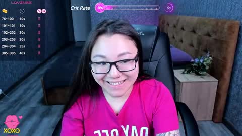 Snapshot of sabrina_sven chatting on February 19, 2025, 1:51 am GMT7TueWedThuFriSatSun 0100am-0700am online show from February 19, 2025, 1:51 am