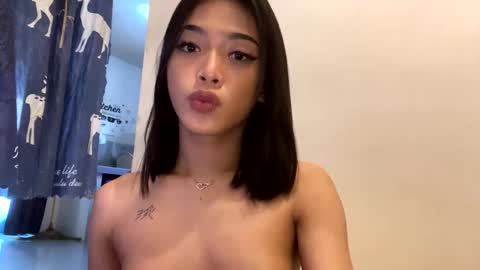 urHOT SABBY online show from December 6, 2024, 12:23 am