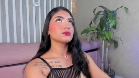 Snapshot of sabrinahims_ chatting on September 12, 2025, 9:37 pm mariana  online show from September 12, 2025, 9:37 pm