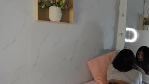 Snapshot of sabrinahims_ chatting on October 7, 2025, 12:41 am mariana  online show from October 7, 2025, 12:41 am