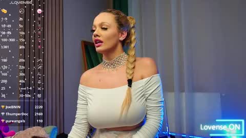 SabrinaJade online show from February 27, 2025, 1:38 pm