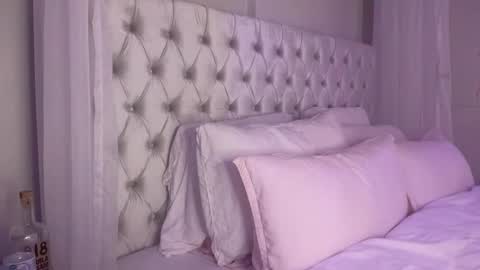 Snapshot of sabrinajanssen chatting on March 2, 2025, 2:51 am Sabrina online show from March 2, 2025, 2:51 am