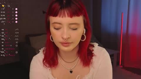 Hello im Sabrina  online show from December 1, 2025, 5:01 am