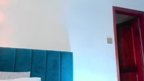 Snapshot of sabrinawarren_ chatting on May 28, 2026, 1:25 am Sabrina Warren online show from May 28, 2026, 1:25 am