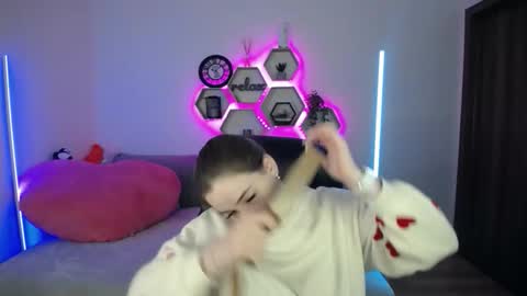 Sabrina Violet online show from October 12, 2025, 8:02 am