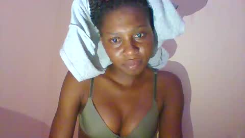 Snapshot of sabsexy5 chatting on February 4, 2026, 9:09 pm sabsexy5 online show from February 4, 2026, 9:09 pm