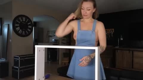 Snapshot of sacha__xx chatting on January 16, 2026, 2:21 pm sacha__xx online show from January 16, 2026, 2:21 pm