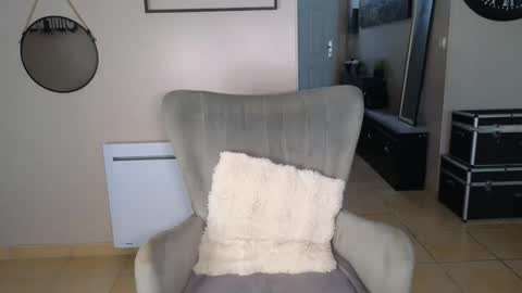 Snapshot of sacha__xx chatting on February 10, 2026, 9:46 am sacha__xx online show from February 10, 2026, 9:46 am