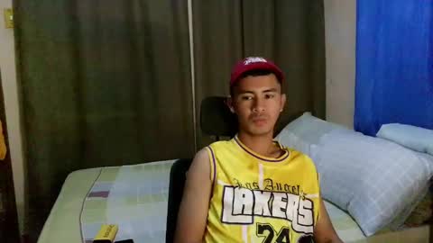 Snapshot of sachu01 chatting on May 20, 2026, 7:58 am Sachu01 online show from May 20, 2026, 7:58 am