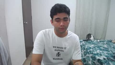 Snapshot of sack_rojas chatting on November 25, 2025, 1:49 am Sack online show from November 25, 2025, 1:49 am