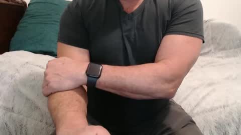 Snapshot of sactosteve chatting on February 24, 2025, 10:14 pm dadbod online show from February 24, 2025, 10:14 pm