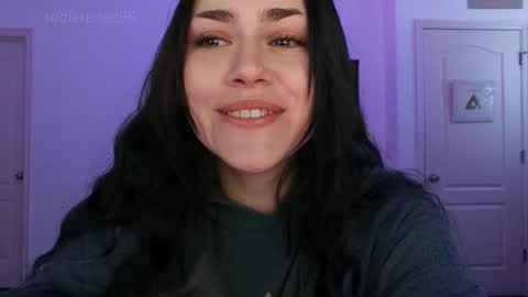 Snapshot of sadierenee96 chatting on October 13, 2025, 10:32 pm Sadie Renee  online show from October 13, 2025, 10:32 pm