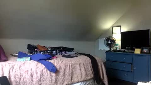 Snapshot of saggy888 chatting on September 8, 2025, 8:52 pm MistressLady online show from September 8, 2025, 8:52 pm