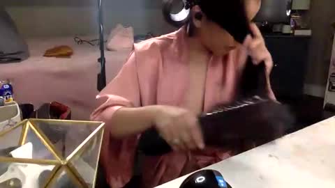 Snapshot of saggy888 chatting on October 18, 2025, 1:30 am MistressLady online show from October 18, 2025, 1:30 am