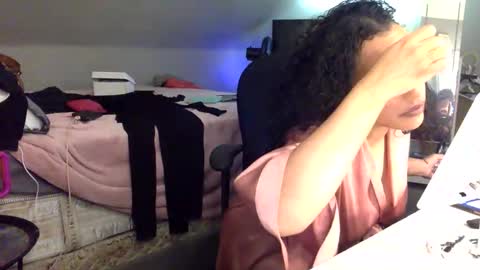 Snapshot of saggy888 chatting on November 7, 2025, 2:22 am MistressLady online show from November 7, 2025, 2:22 am