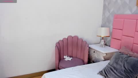 Cattleya online show from January 5, 2025, 3:53 am