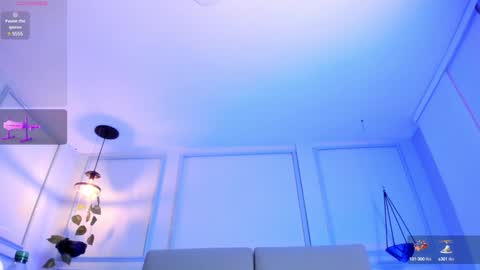 SAHARA WALKER  online show from January 7, 2025, 6:38 am