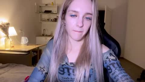 Snapshot of sailormoon666_ chatting on February 21, 2025, 6:26 pm Sofia online show from February 21, 2025, 6:26 pm