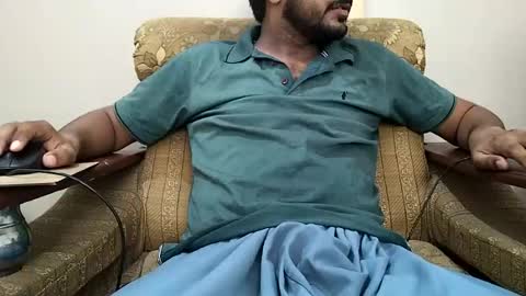 saim_hunter online show from July 12, 2026, 6:04 am