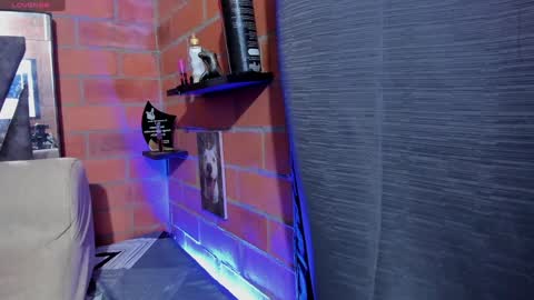 sainix_ online show from January 16, 2025, 3:23 am