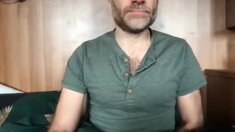 saint009 online show from February 20, 2025, 9:22 am