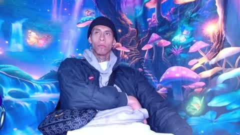 Snapshot of saint_boyy chatting on January 12, 2025, 3:28 am saint boy online show from January 12, 2025, 3:28 am