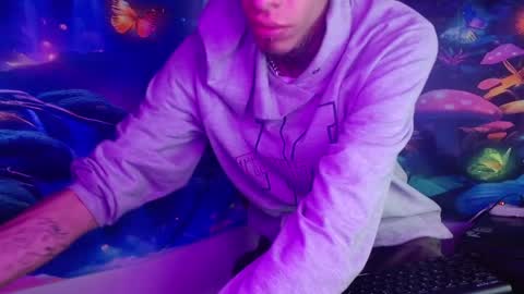 Snapshot of saint_boyy chatting on February 10, 2025, 3:13 am saint boy online show from February 10, 2025, 3:13 am