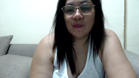 saint_flowerxxx online show from December 30, 2024, 8:15 pm
