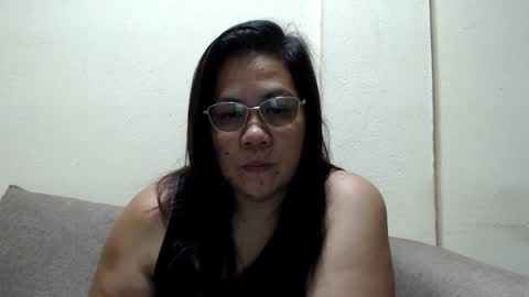 saint_flowerxxx online show from January 5, 2025, 5:41 pm