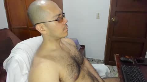 saintedy01 online show from February 19, 2025, 12:22 pm