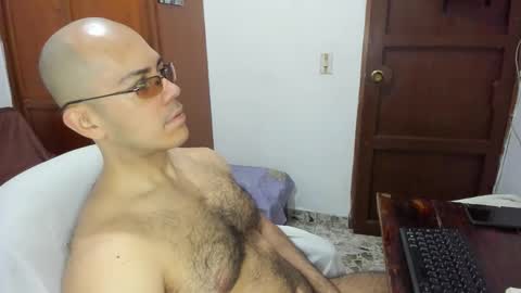 saintedy01 online show from October 26, 2025, 12:33 pm