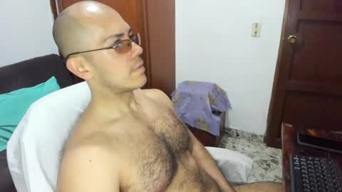 saintedy01 online show from April 28, 2026, 12:21 pm