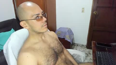 saintedy01 online show from April 29, 2026, 2:10 pm