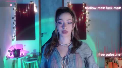 Sakura online show from October 5, 2025, 4:11 am