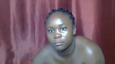 sally_bee1 online show from May 17, 2026, 3:08 pm