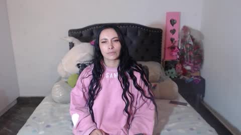 yenny online show from January 9, 2026, 3:20 am