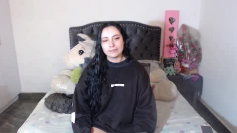 yenny online show from January 13, 2026, 4:18 am