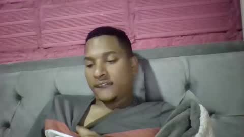 Snapshot of salomoon23 chatting on December 22, 2024, 10:06 am INSTAGRAM luis1pedraza online show from December 22, 2024, 10:06 am