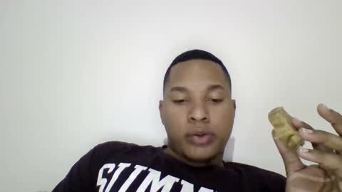 Snapshot of salomoon23 chatting on February 1, 2025, 11:37 pm INSTAGRAM luis1pedraza online show from February 1, 2025, 11:37 pm
