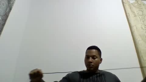 Snapshot of salomoon23 chatting on February 8, 2025, 12:28 pm INSTAGRAM luis1pedraza online show from February 8, 2025, 12:28 pm