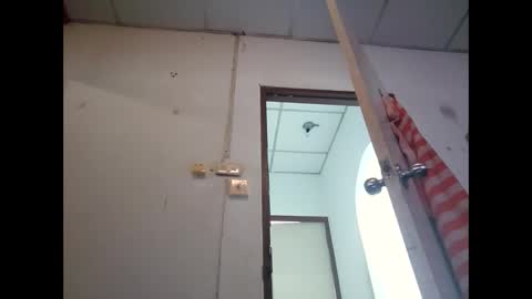 Snapshot of salsapaulus chatting on March 3, 2026, 8:31 am salsapaulus online show from March 3, 2026, 8:31 am