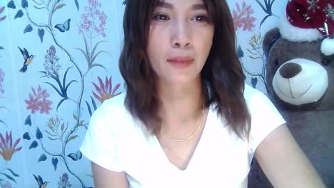 Ask me  online show from November 13, 2025, 3:33 pm