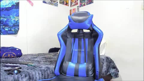   online show from October 9, 2025, 12:52 am