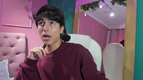 Snapshot of salvatore_monterey chatting on December 17, 2024, 7:26 pm salvatore online show from December 17, 2024, 7:26 pm