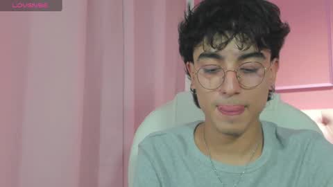 Snapshot of salvatore_monterey chatting on January 21, 2025, 11:45 pm salvatore online show from January 21, 2025, 11:45 pm